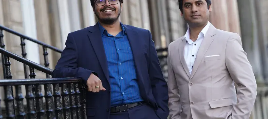 Qinara co-founders, Rahat Santosh and Swapnil Deshmukh.  