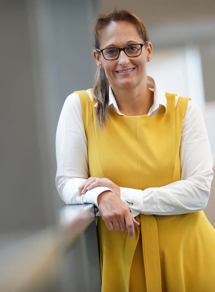 headshot of founder, Rachel